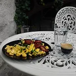 Baroque & Coworking Hostel Budapešť