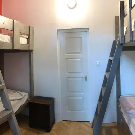 Baroque & Coworking Hostel Βουδαπέστη