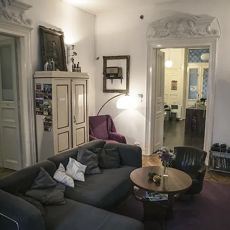 Baroque & Coworking Hostel Βουδαπέστη