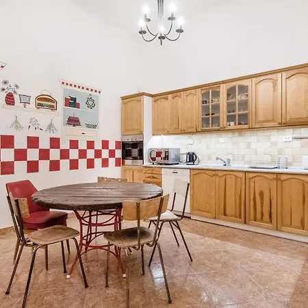 Baroque & Coworking * Budapešť
