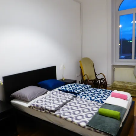 Baroque & Coworking Hostel *