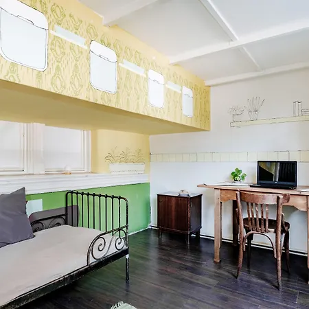 Hostel Baroque & Coworking Budapest