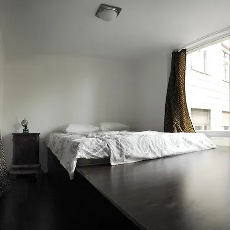 Hostel Baroque & Coworking