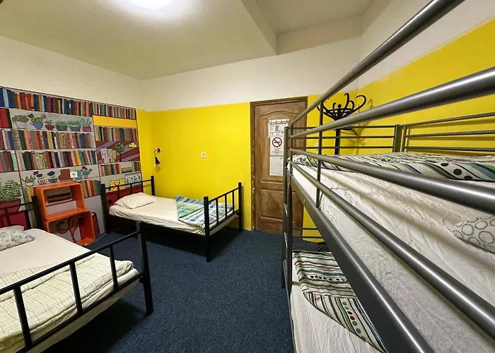 Baroque Hostel&coworking