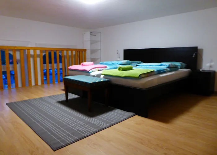 Hostel Baroque & Coworking *