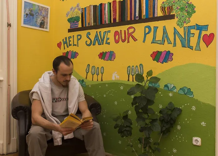 Baroque Hostel&coworking Hostal *