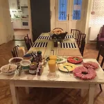 Baroque Hostel&coworking * Budapest