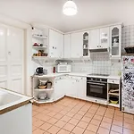 Baroque Hostel&coworking