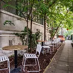 Baroque Hostel&coworking * Budapest