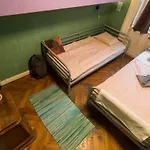 Hostal Baroque Hostel&coworking