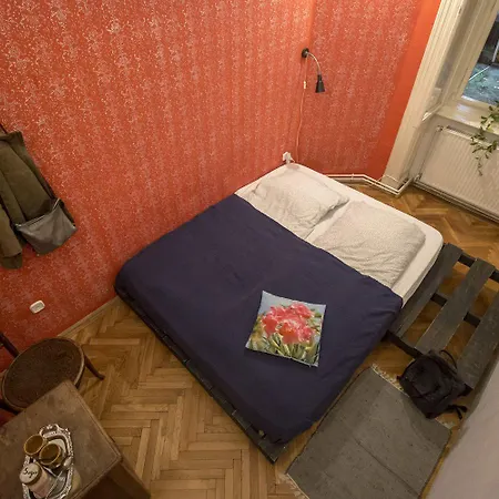 Auberge de jeunesse Baroque & Coworking