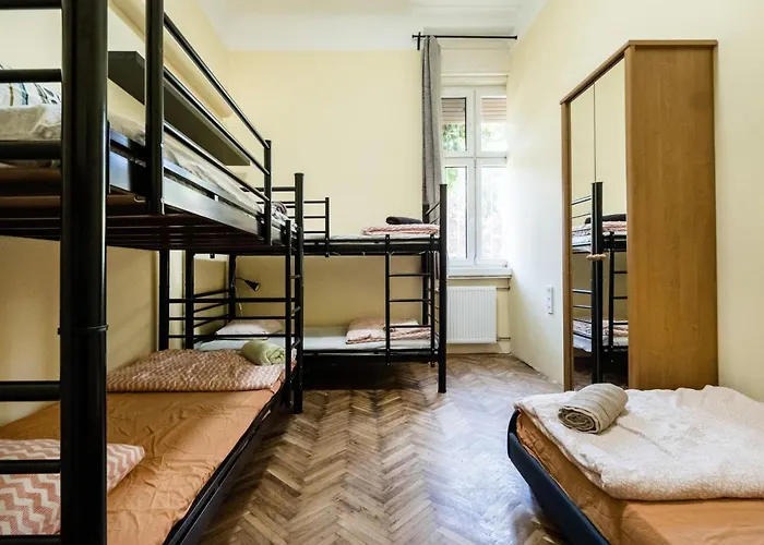 Hostel Baroque & Coworking Budapest